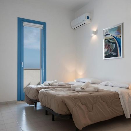 Casa Azzurra sul mare e centralissima San Vito Lo Capo Esterno foto