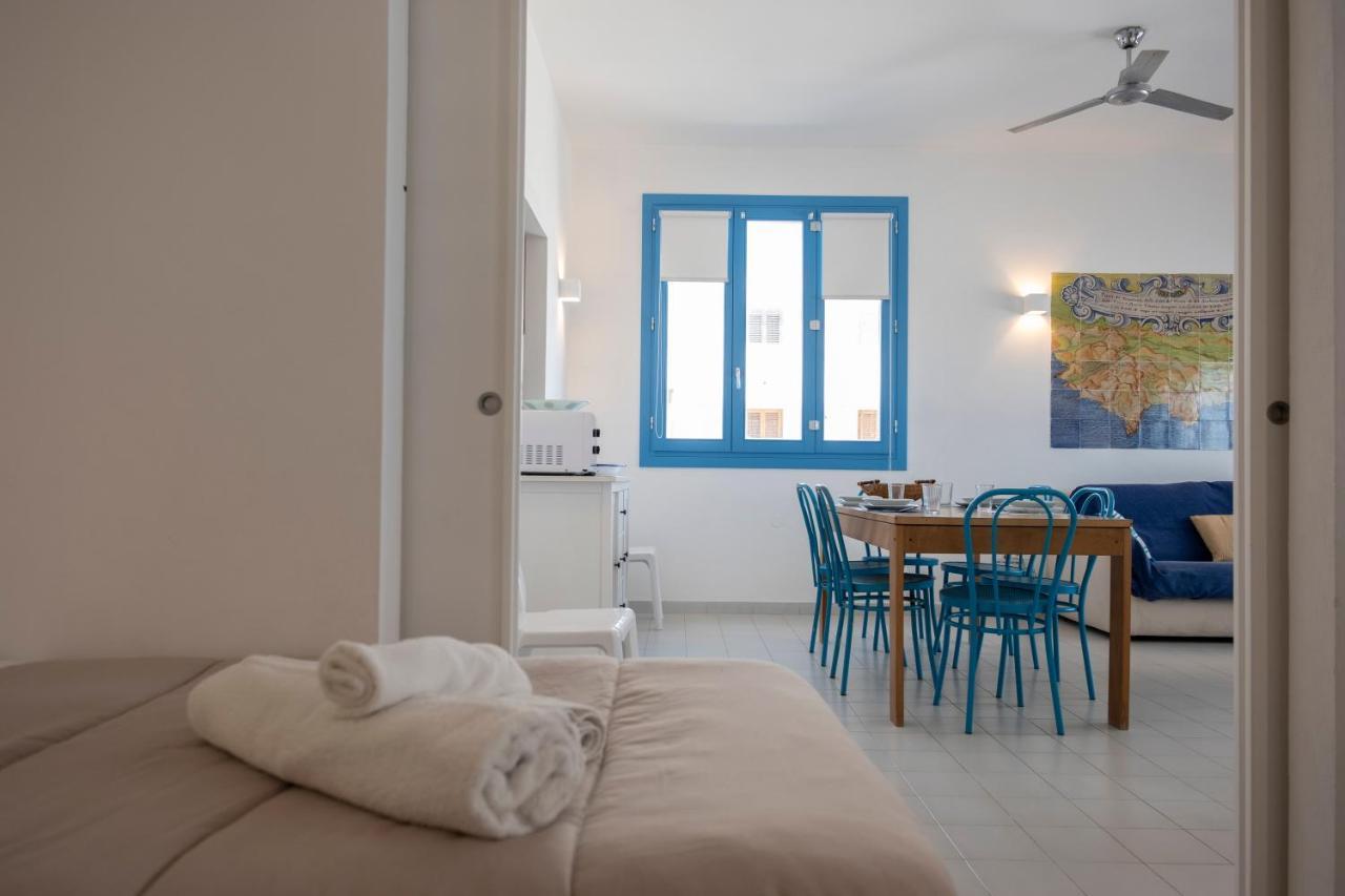 Casa Azzurra sul mare e centralissima San Vito Lo Capo Esterno foto